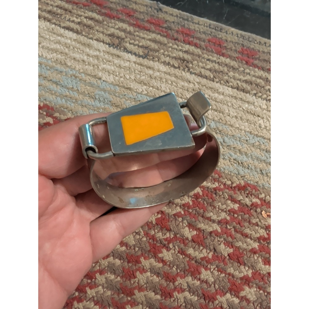 Vintage Bakelite Bracelet Silver Tone Metal Bangle Yellow Inlay Hook Closure